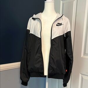 Nike windbreaker/rain jacket